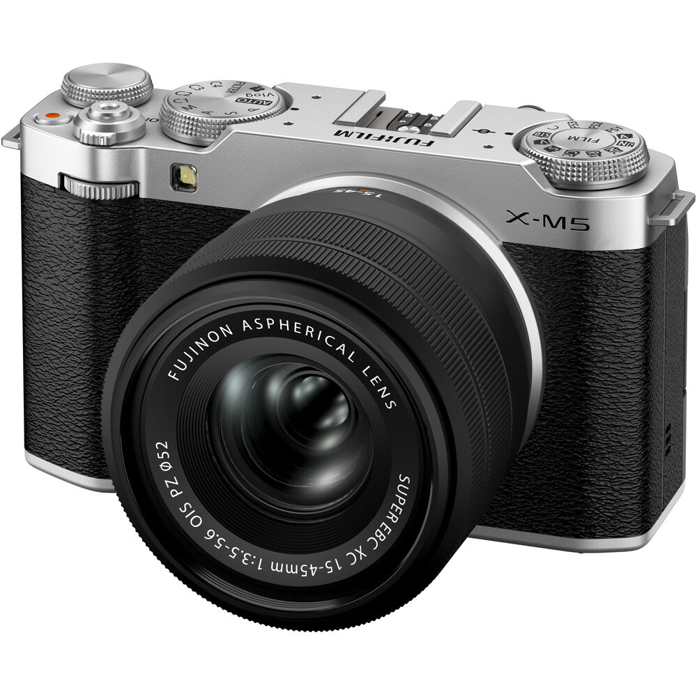 Fujifilm X-M5 + XC 15-45mm