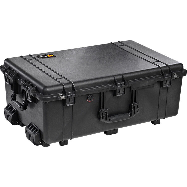 Pelican 1650 Case with Foam (Black)